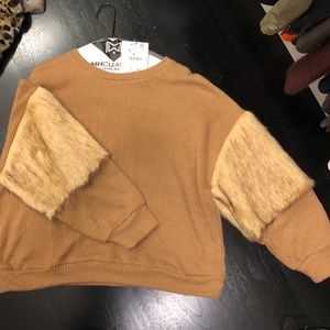 Zara camel color sweater with fur on sleeve